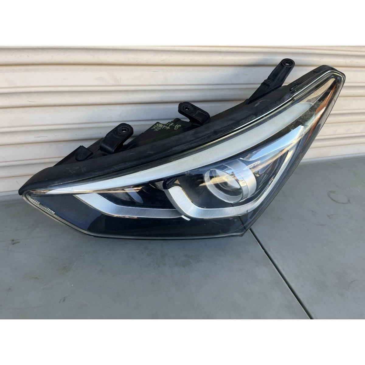 2017-2018 Hyundai Santa Fe HID Headlight OEM LEFT